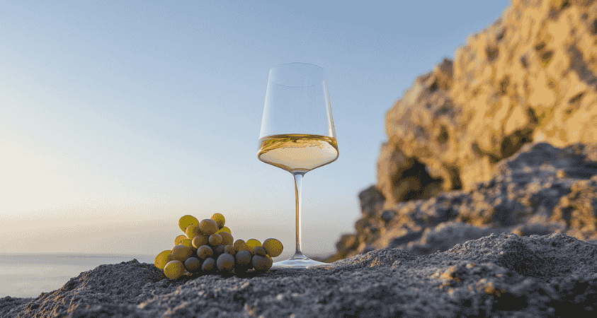 The Wine of Samos – Sweet, Aromatic, and World-Famous